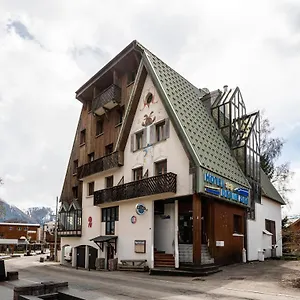 Des Neiges Hotel